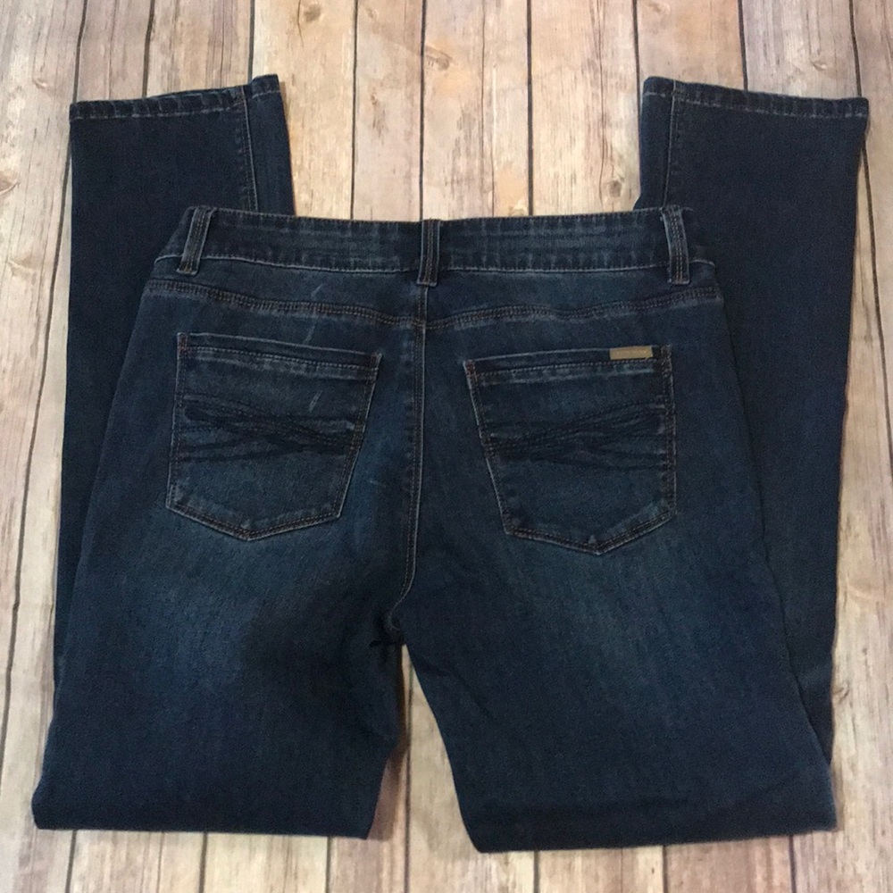 White House Black Market Jeans 😍 p-327